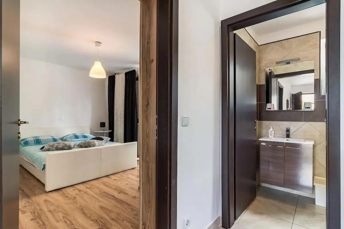 Apartment Paola With Private Pool Antonci   Antonci (Porec)